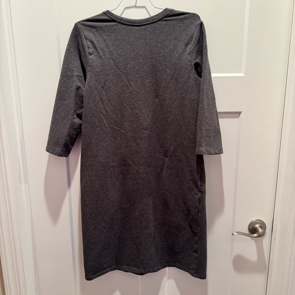 D&Co Active French Terry 3/4 Sleeve V-Neck Dress Pockets Dark Gray Sz XS - Picture 9 of 10